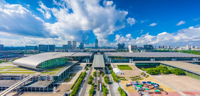 Outdoor Scene of Canton Fair